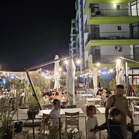 Bellview - Pool And Alezzi Langa Plaja