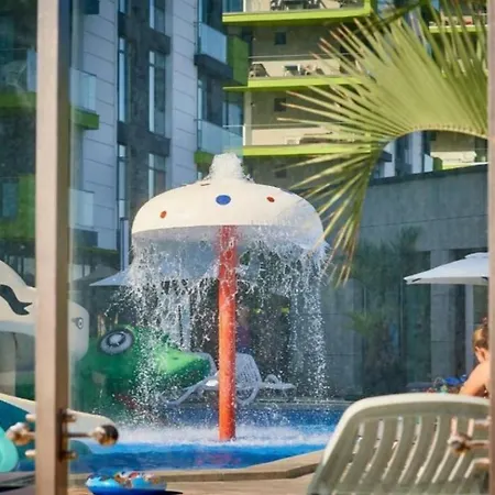 Bellview - Pool And Alezzi Langa Plaja Apartament *