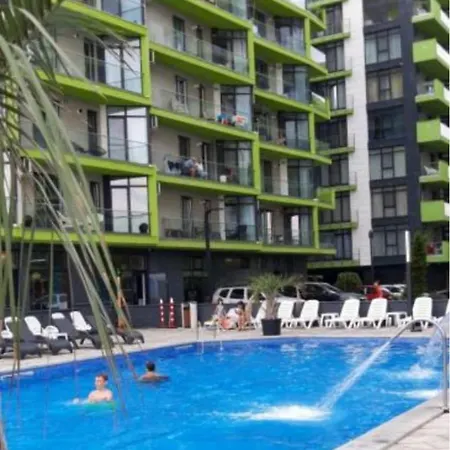 Bellview - Pool And Alezzi Langa Plaja Apartament *