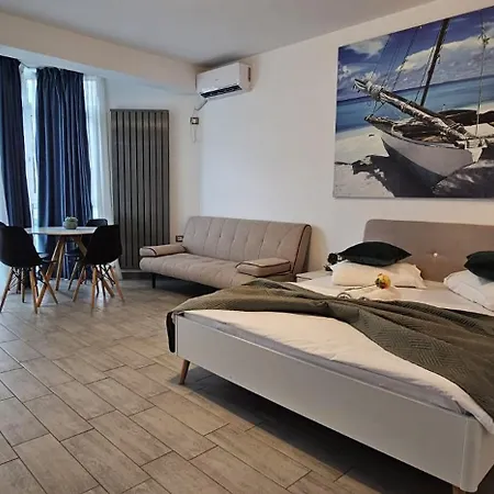 Apartament Bellview - Pool And Alezzi Langa Plaja *