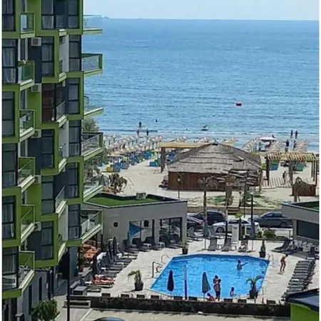 Bellview - Pool And Alezzi Langa Plaja * Năvodari